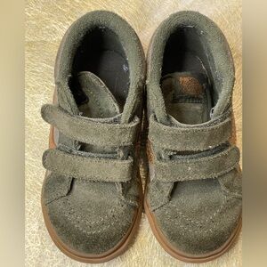 Vans Little Boys suede sneakers. Olive Green 
Size 8
